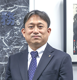 相原謙二
